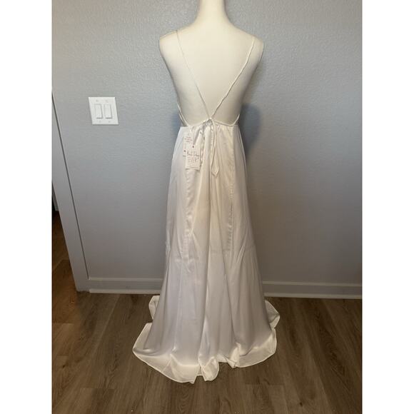 NWT Show Me Your Mumu Wedding Dress S White Ivory Godshaw Goddess Gown Formal - Picture 2 of 3